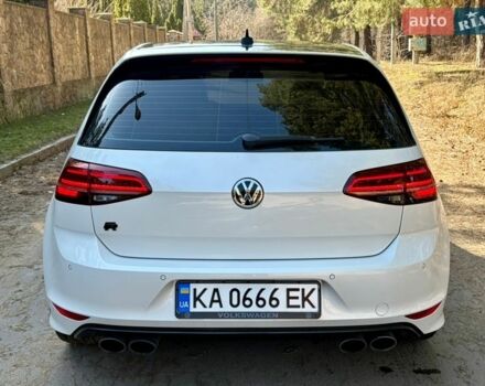 Белый Фольксваген Гольф Р, объемом двигателя 1.98 л и пробегом 137 тыс. км за 19000 $, фото 12 на Automoto.ua