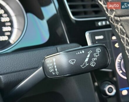 Білий Фольксваген Гольф Р, об'ємом двигуна 2 л та пробігом 138 тис. км за 17499 $, фото 68 на Automoto.ua