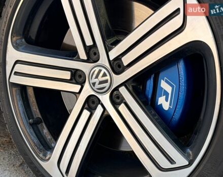 Белый Фольксваген Гольф Р, объемом двигателя 1.98 л и пробегом 137 тыс. км за 19000 $, фото 21 на Automoto.ua