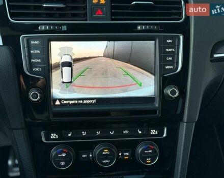 Білий Фольксваген Гольф Р, об'ємом двигуна 2 л та пробігом 138 тис. км за 17499 $, фото 71 на Automoto.ua