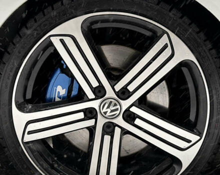 Белый Фольксваген Гольф Р, объемом двигателя 1.98 л и пробегом 136 тыс. км за 21500 $, фото 20 на Automoto.ua