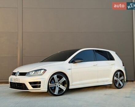 Білий Фольксваген Гольф Р, об'ємом двигуна 2 л та пробігом 138 тис. км за 17499 $, фото 12 на Automoto.ua