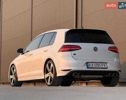 Білий Фольксваген Гольф Р, об'ємом двигуна 2 л та пробігом 138 тис. км за 17499 $, фото 19 на Automoto.ua