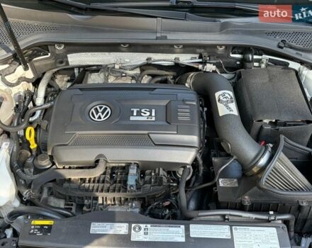 Белый Фольксваген Гольф Р, объемом двигателя 1.98 л и пробегом 137 тыс. км за 19000 $, фото 22 на Automoto.ua