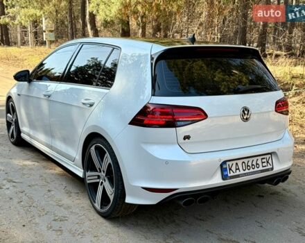 Белый Фольксваген Гольф Р, объемом двигателя 1.98 л и пробегом 137 тыс. км за 19000 $, фото 11 на Automoto.ua