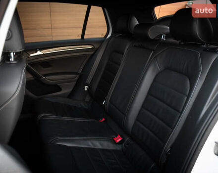 Білий Фольксваген Гольф Р, об'ємом двигуна 1.98 л та пробігом 111 тис. км за 20900 $, фото 11 на Automoto.ua