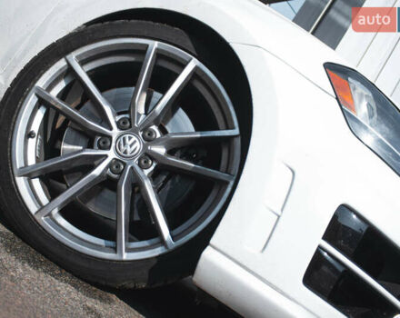 Білий Фольксваген Гольф Р, об'ємом двигуна 1.98 л та пробігом 111 тис. км за 20900 $, фото 7 на Automoto.ua