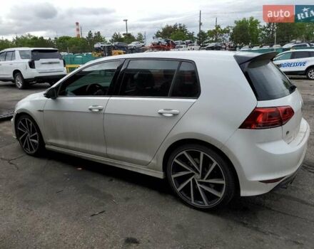 Белый Фольксваген Гольф Р, объемом двигателя 2 л и пробегом 104 тыс. км за 3000 $, фото 1 на Automoto.ua