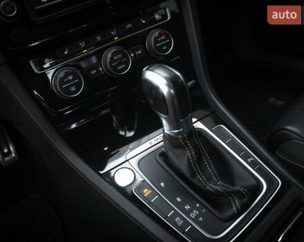 Білий Фольксваген Гольф Р, об'ємом двигуна 1.98 л та пробігом 111 тис. км за 20900 $, фото 19 на Automoto.ua