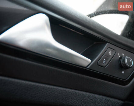 Білий Фольксваген Гольф Р, об'ємом двигуна 1.98 л та пробігом 111 тис. км за 20900 $, фото 25 на Automoto.ua