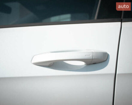 Білий Фольксваген Гольф Р, об'ємом двигуна 1.98 л та пробігом 111 тис. км за 20900 $, фото 32 на Automoto.ua