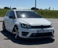 Белый Фольксваген Гольф Р, объемом двигателя 2 л и пробегом 110 тыс. км за 20000 $, фото 1 на Automoto.ua