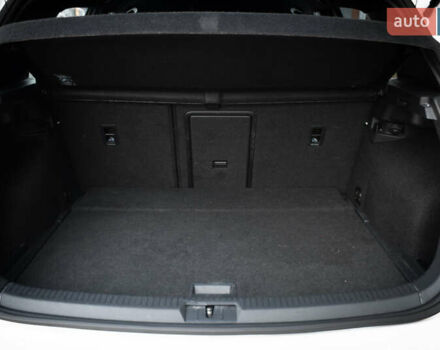 Білий Фольксваген Гольф Р, об'ємом двигуна 1.98 л та пробігом 111 тис. км за 20900 $, фото 30 на Automoto.ua