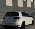 Белый Фольксваген Гольф Р, объемом двигателя 2 л и пробегом 129 тыс. км за 21000 $, фото 11 на Automoto.ua