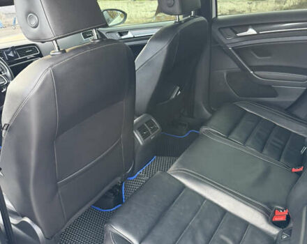 Белый Фольксваген Гольф Р, объемом двигателя 1.97 л и пробегом 154 тыс. км за 22000 $, фото 12 на Automoto.ua