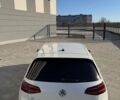Белый Фольксваген Гольф Р, объемом двигателя 2 л и пробегом 129 тыс. км за 21000 $, фото 8 на Automoto.ua