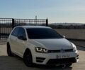 Белый Фольксваген Гольф Р, объемом двигателя 2 л и пробегом 129 тыс. км за 21000 $, фото 1 на Automoto.ua