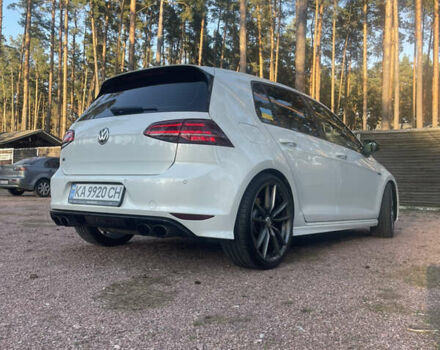 Білий Фольксваген Гольф Р, об'ємом двигуна 1.98 л та пробігом 145 тис. км за 19700 $, фото 6 на Automoto.ua