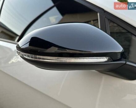 Білий Фольксваген Гольф Р, об'ємом двигуна 1.97 л та пробігом 64 тис. км за 26700 $, фото 44 на Automoto.ua