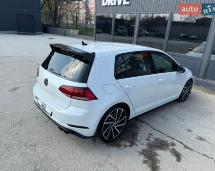 Белый Фольксваген Гольф Р, объемом двигателя 2 л и пробегом 85 тыс. км за 27800 $, фото 19 на Automoto.ua