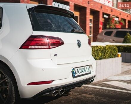 Белый Фольксваген Гольф Р, объемом двигателя 1.97 л и пробегом 57 тыс. км за 25499 $, фото 80 на Automoto.ua