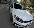 Белый Фольксваген Гольф Р, объемом двигателя 1.98 л и пробегом 33 тыс. км за 30999 $, фото 6 на Automoto.ua