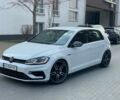 Белый Фольксваген Гольф Р, объемом двигателя 2 л и пробегом 30 тыс. км за 31500 $, фото 2 на Automoto.ua