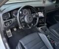 Білий Фольксваген Гольф Р, об'ємом двигуна 1.97 л та пробігом 64 тис. км за 26700 $, фото 22 на Automoto.ua