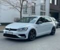 Белый Фольксваген Гольф Р, объемом двигателя 2 л и пробегом 30 тыс. км за 31500 $, фото 3 на Automoto.ua