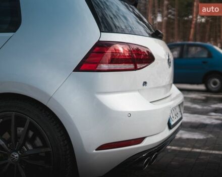 Белый Фольксваген Гольф Р, объемом двигателя 1.97 л и пробегом 57 тыс. км за 25499 $, фото 30 на Automoto.ua