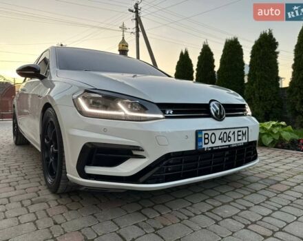 Білий Фольксваген Гольф Р, об'ємом двигуна 1.97 л та пробігом 64 тис. км за 26700 $, фото 5 на Automoto.ua