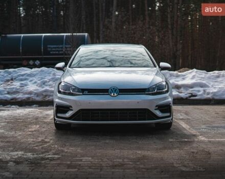 Белый Фольксваген Гольф Р, объемом двигателя 1.97 л и пробегом 57 тыс. км за 25499 $, фото 4 на Automoto.ua
