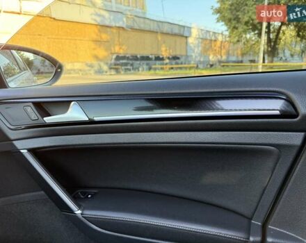 Білий Фольксваген Гольф Р, об'ємом двигуна 1.97 л та пробігом 83 тис. км за 25800 $, фото 38 на Automoto.ua