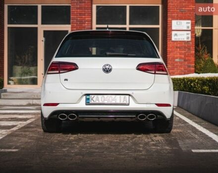 Белый Фольксваген Гольф Р, объемом двигателя 1.97 л и пробегом 57 тыс. км за 25499 $, фото 56 на Automoto.ua