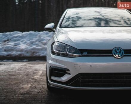 Белый Фольксваген Гольф Р, объемом двигателя 1.97 л и пробегом 57 тыс. км за 25499 $, фото 29 на Automoto.ua