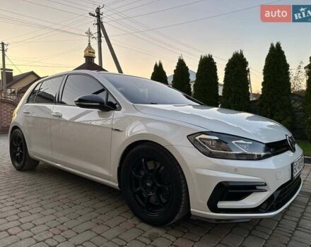 Білий Фольксваген Гольф Р, об'ємом двигуна 1.97 л та пробігом 64 тис. км за 26700 $, фото 10 на Automoto.ua