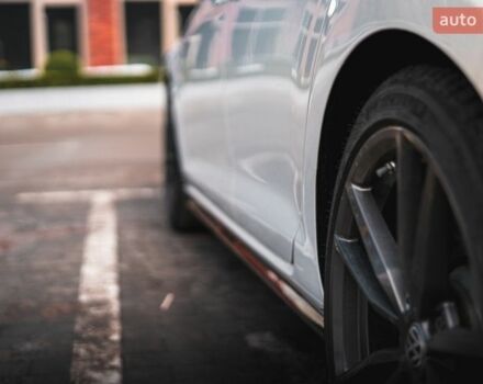 Белый Фольксваген Гольф Р, объемом двигателя 1.97 л и пробегом 57 тыс. км за 25499 $, фото 19 на Automoto.ua