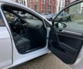 Белый Фольксваген Гольф Р, объемом двигателя 2 л и пробегом 30 тыс. км за 31500 $, фото 42 на Automoto.ua