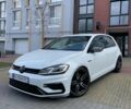 Белый Фольксваген Гольф Р, объемом двигателя 2 л и пробегом 30 тыс. км за 31500 $, фото 11 на Automoto.ua