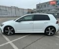 Білий Фольксваген Гольф Р, об'ємом двигуна 2 л та пробігом 70 тис. км за 24000 $, фото 5 на Automoto.ua