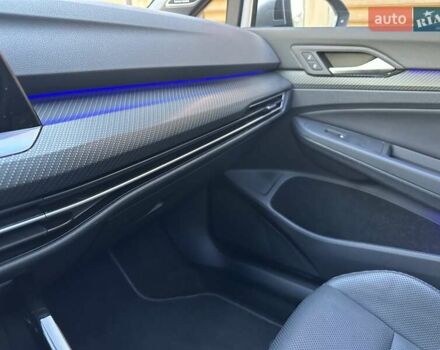 Білий Фольксваген Гольф Р, об'ємом двигуна 2 л та пробігом 41 тис. км за 49900 $, фото 15 на Automoto.ua