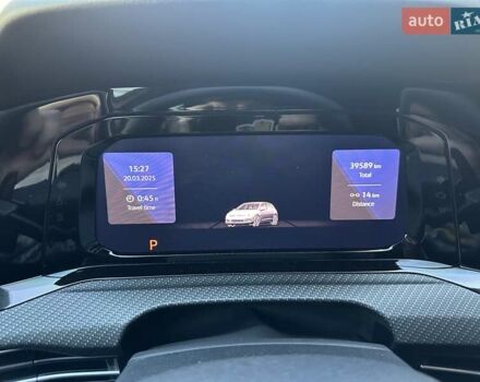 Білий Фольксваген Гольф Р, об'ємом двигуна 2 л та пробігом 41 тис. км за 49900 $, фото 10 на Automoto.ua