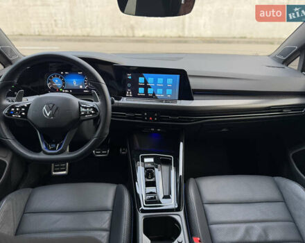 Білий Фольксваген Гольф Р, об'ємом двигуна 2 л та пробігом 33 тис. км за 46000 $, фото 35 на Automoto.ua