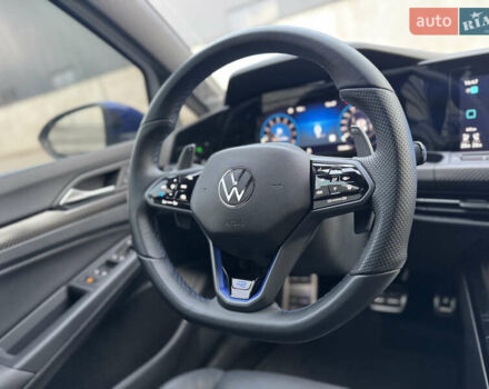 Білий Фольксваген Гольф Р, об'ємом двигуна 2 л та пробігом 33 тис. км за 46000 $, фото 39 на Automoto.ua