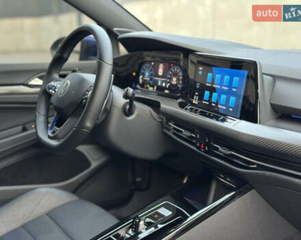 Білий Фольксваген Гольф Р, об'ємом двигуна 2 л та пробігом 33 тис. км за 46000 $, фото 32 на Automoto.ua