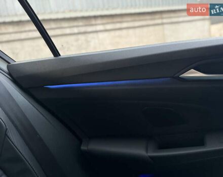 Білий Фольксваген Гольф Р, об'ємом двигуна 2 л та пробігом 33 тис. км за 46000 $, фото 42 на Automoto.ua