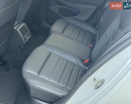 Білий Фольксваген Гольф Р, об'ємом двигуна 2 л та пробігом 33 тис. км за 46000 $, фото 23 на Automoto.ua