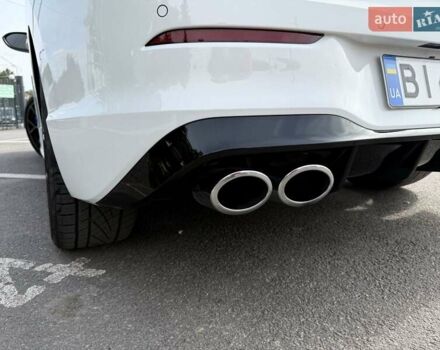 Білий Фольксваген Гольф Р, об'ємом двигуна 1.98 л та пробігом 3 тис. км за 45000 $, фото 31 на Automoto.ua