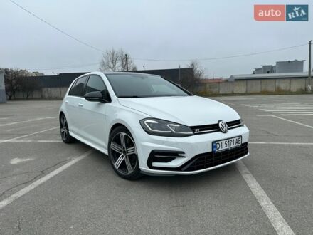 Білий Фольксваген Гольф Р, об'ємом двигуна 2 л та пробігом 70 тис. км за 24000 $, фото 1 на Automoto.ua