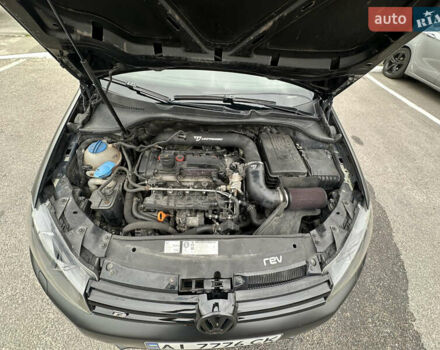 Черный Фольксваген Гольф Р, объемом двигателя 2 л и пробегом 209 тыс. км за 13200 $, фото 19 на Automoto.ua